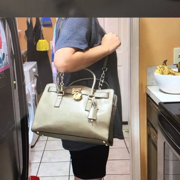 Michael Kors Hamilton - Picture 8 of 8